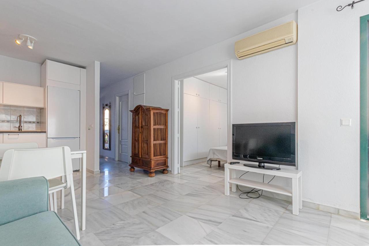 797 Holiday Rentals - Apartamento Frente Al Parque La Paloma Con Piscina Benalmádena Eksteriør bilde